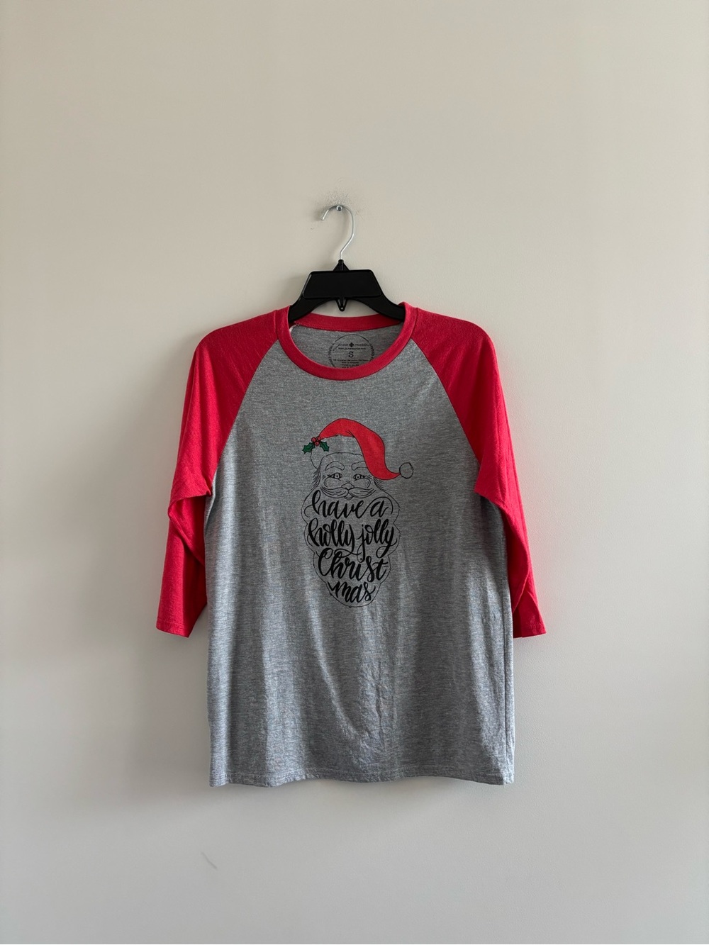 Jane Marie Have A Holly Jolly Christmas Raglan T-Shirt Red Gray Cat Santa Small